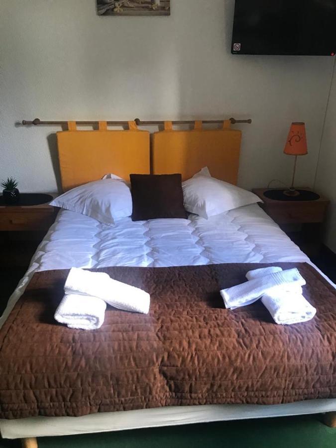 Human Hotel Restaurant Park Villecroze Exterior foto